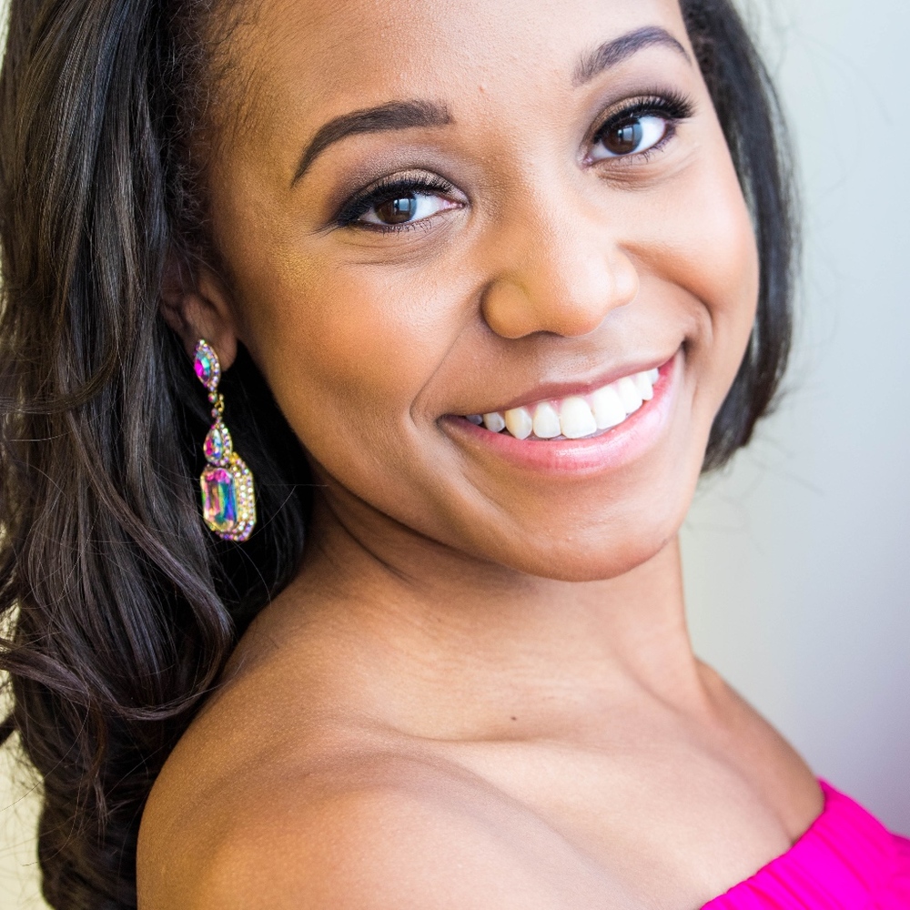 Meet your Posher, Breana